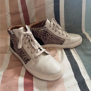 DV Dolce Vita leopard print High-Top Sneakers
